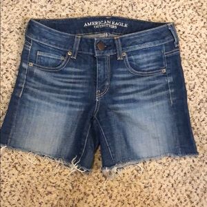 Stretchy American Eagle midi shorts
